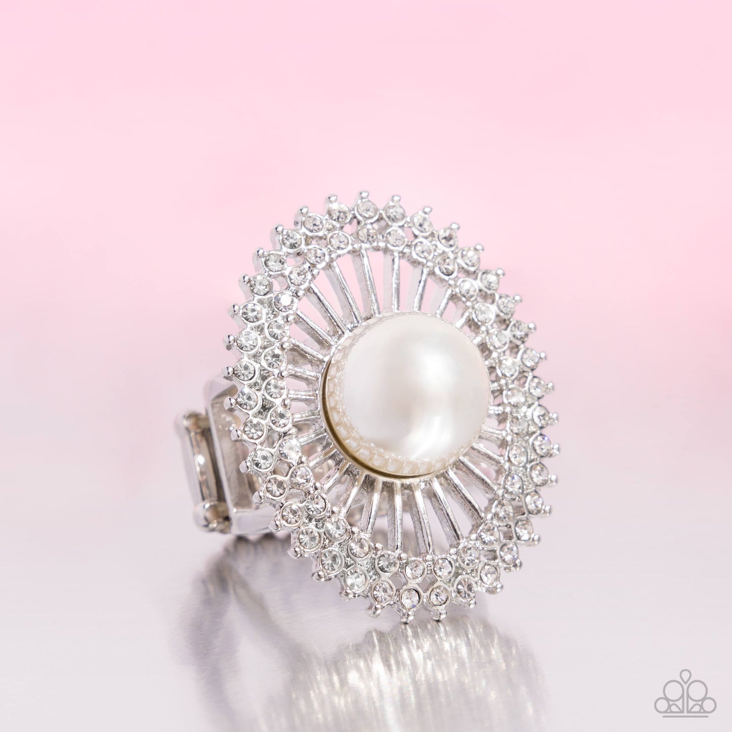 Ornamental Outline White Pearl Ring