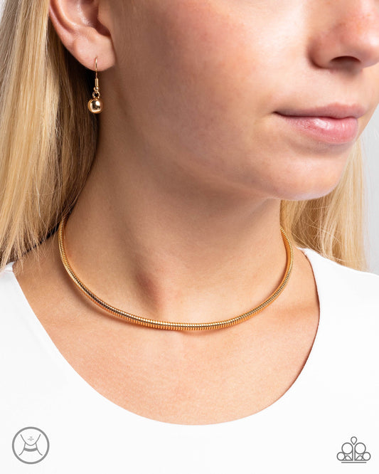 Captivating Choker Gold Necklace